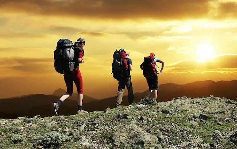vì sao nên thử trekking và leo núi việt nam